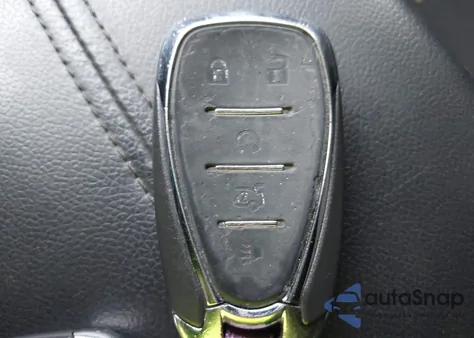 2017 Chevrolet Malibu 1Lt из США, поврежденный, VIN 1G1ZE5ST8HF247233